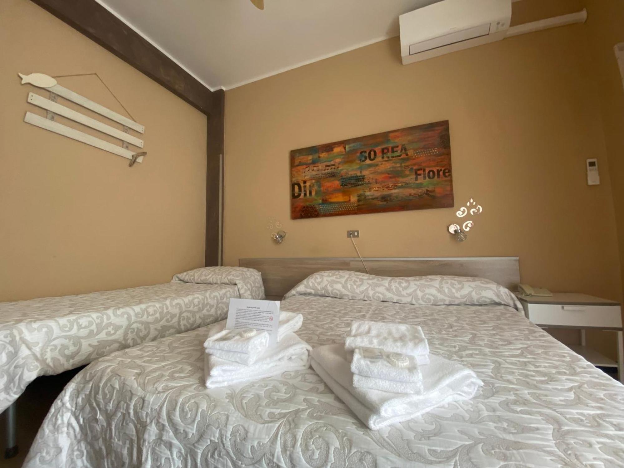 Hotel Eva La Romantica Moneglia Exterior photo
